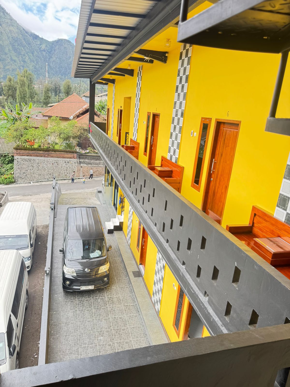 Family Room parkir 2